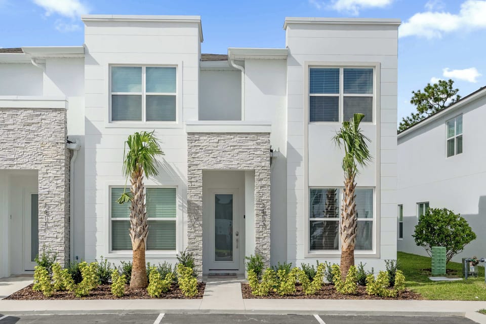 4-Bedroom Townhome