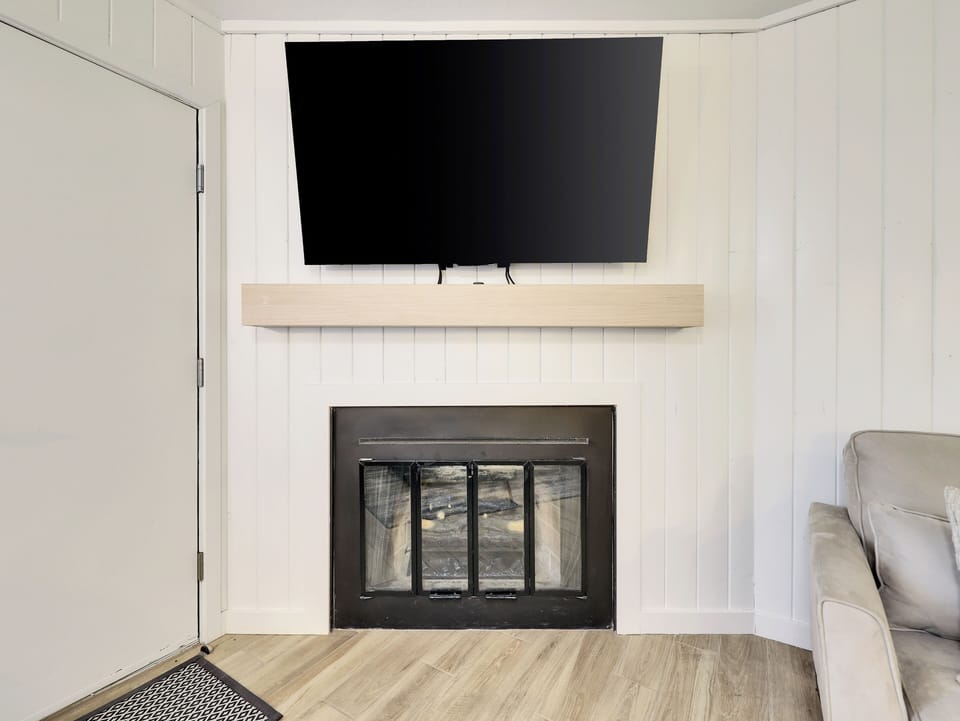 Electric fire place and 58" Smart TV