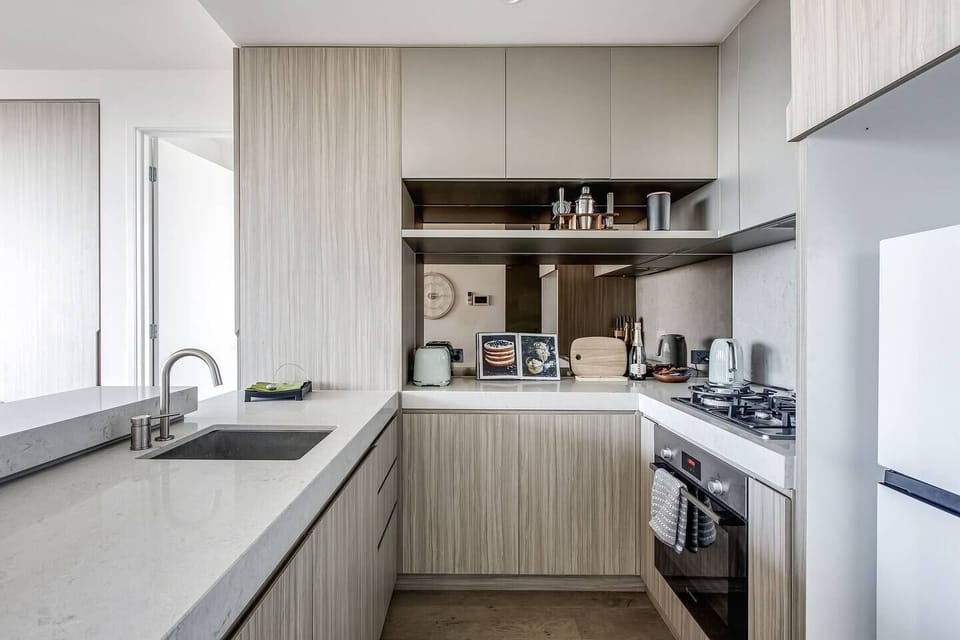 When you’re not cafe-hopping on Bay Street, make use of the modern, fully-equipped kitchen.
