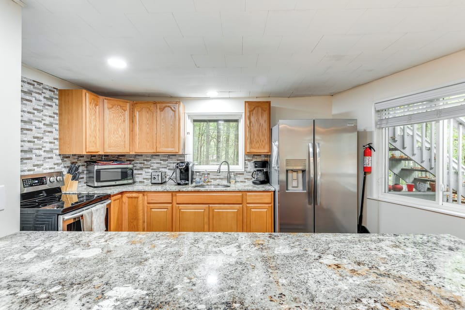 Kitchen | Dishwasher | 1st Floor