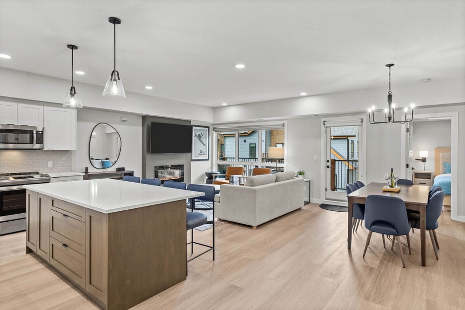Bright Kitchen & Living Room