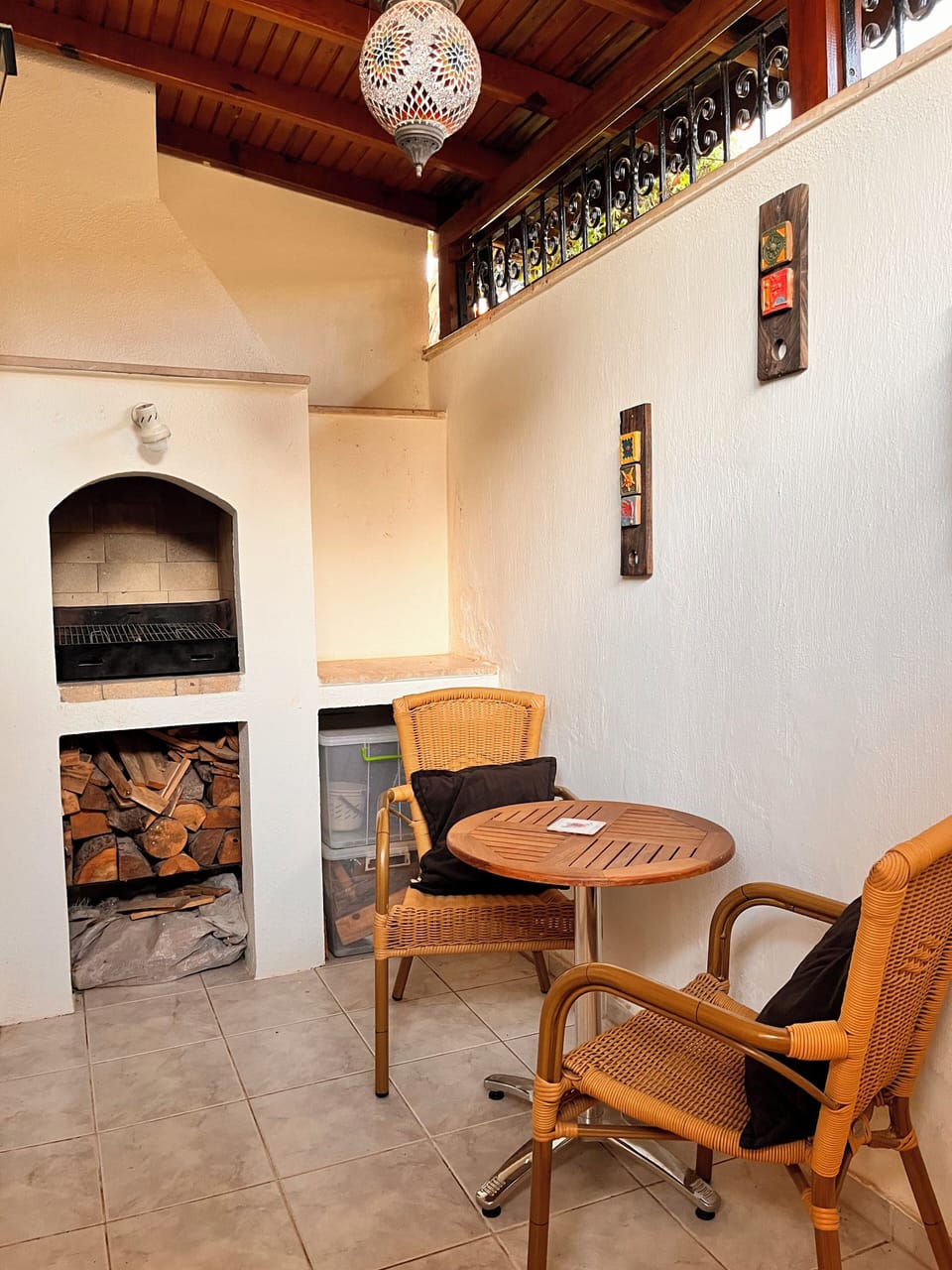 Lower Villa outdoor seating area