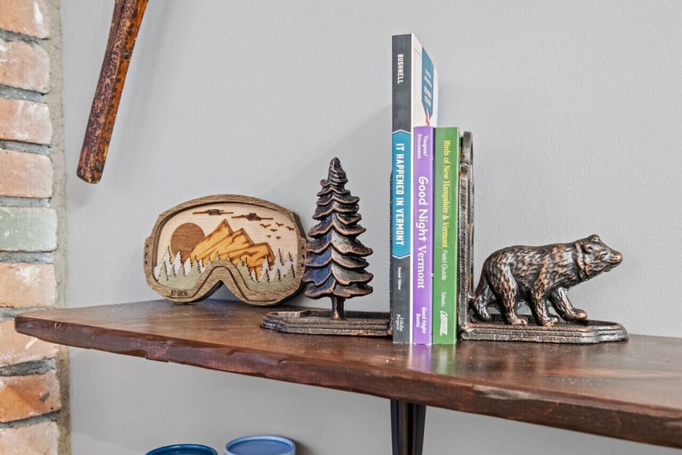 Organize your books and belongings on our stylish shelves.
