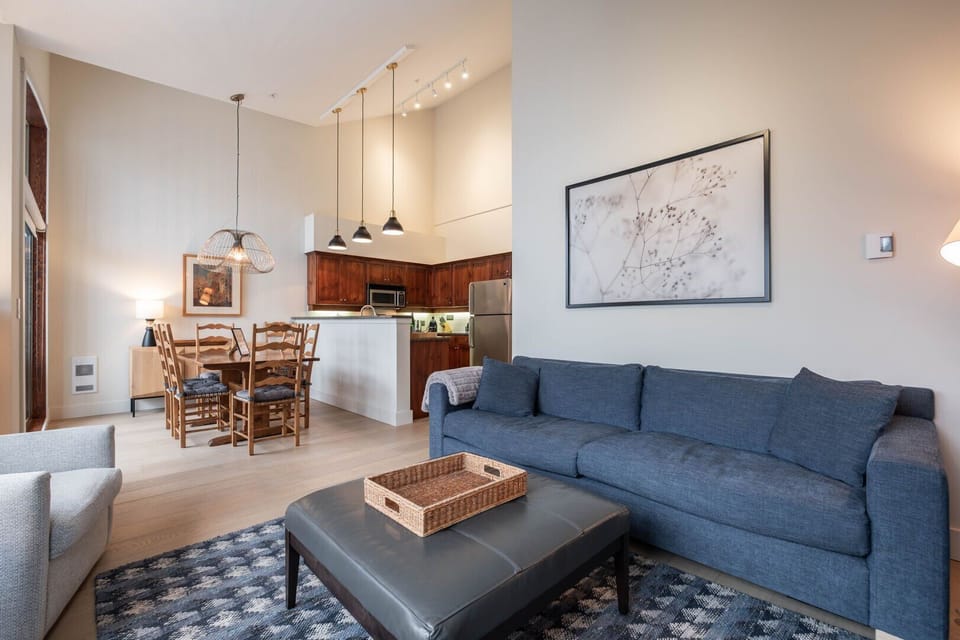Property #16: Open floor plan