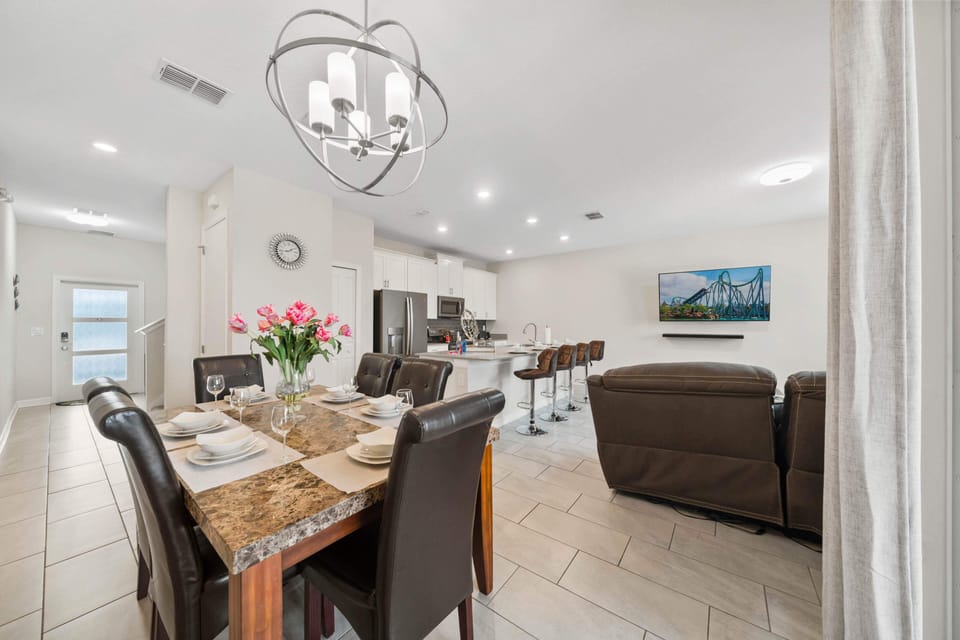 Dine in elegance! This 6-seater dining area is the ideal spot for family dinners and celebrations.