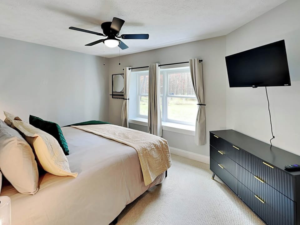 Third Bedroom - King Bed, TV, Ensuite Bath - Lower Level