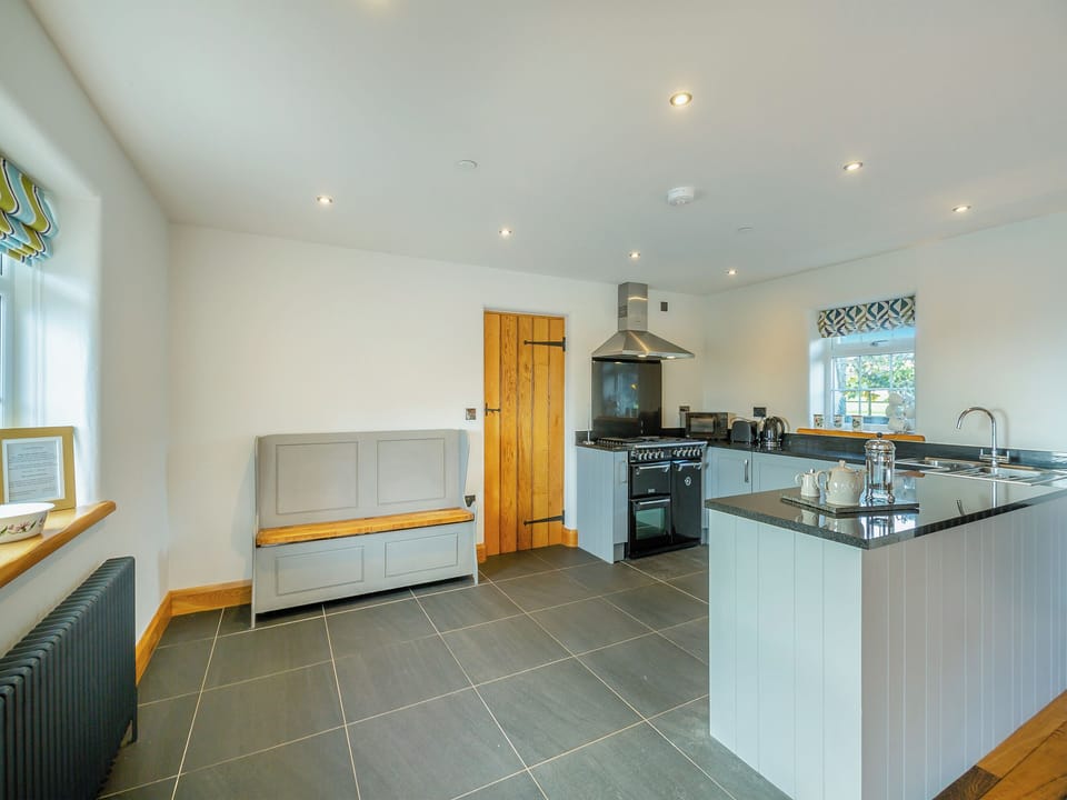 Kitchen area | Deri - Parc Wernol Cottages, Chwilog, near Pwllheli