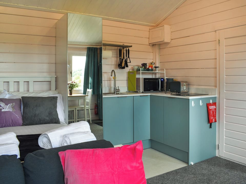 Kitchen area | Sunrise Retreat, Mitcheldean