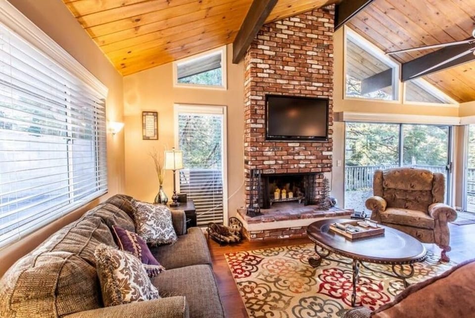 Nice gas fireplace during winter season