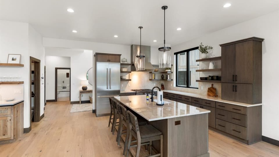 Whitefish Vista Retreat (8076)