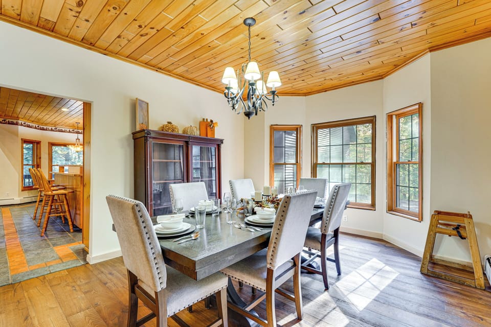 Dining Room | 1st Floor