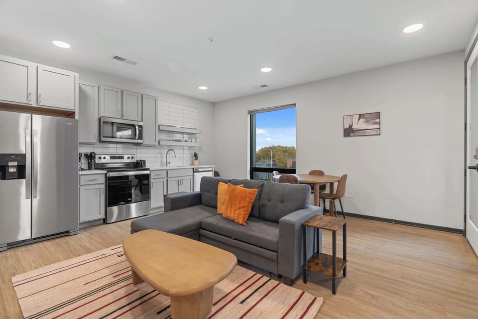 Living Room and fully equipped kitchen
