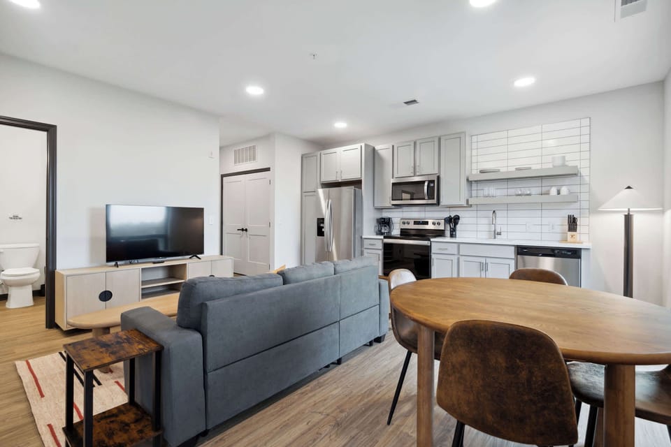 Living room and fully equipped kitchen