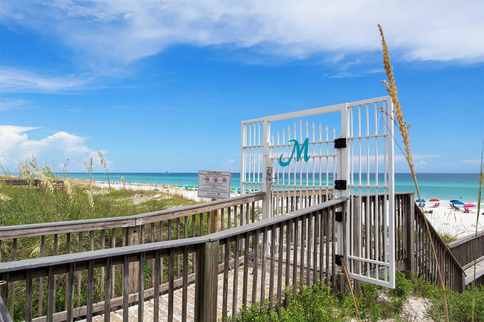 22-Maravilla-Beach-Access
