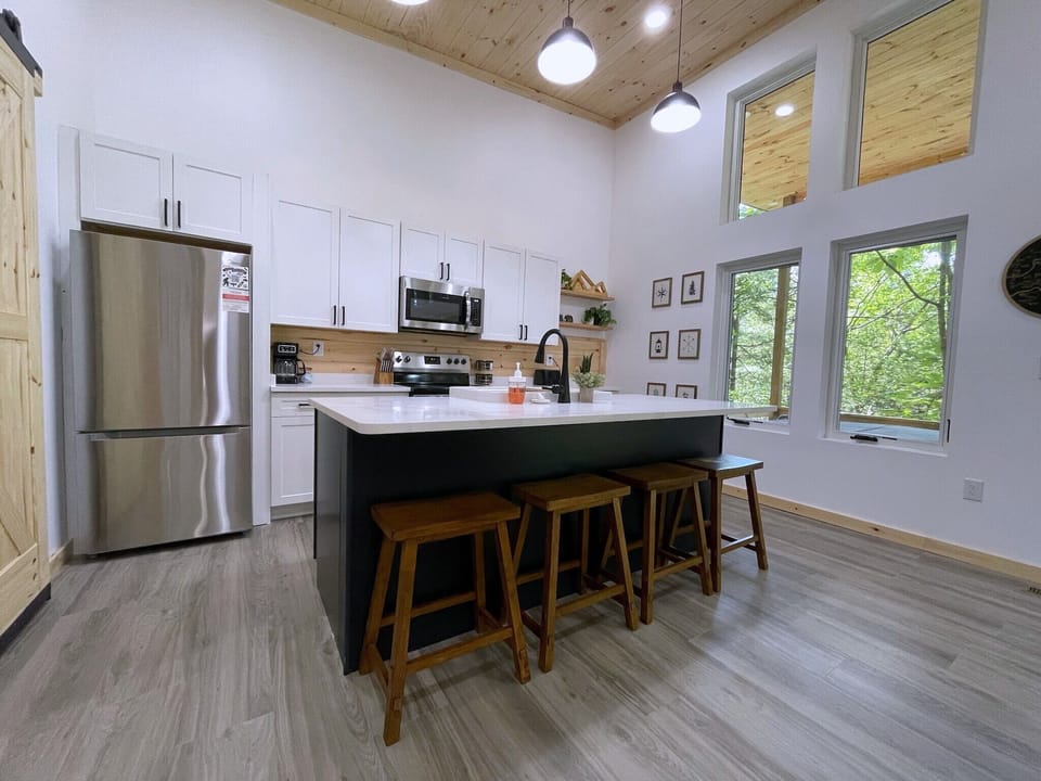 fully stocked kitchen