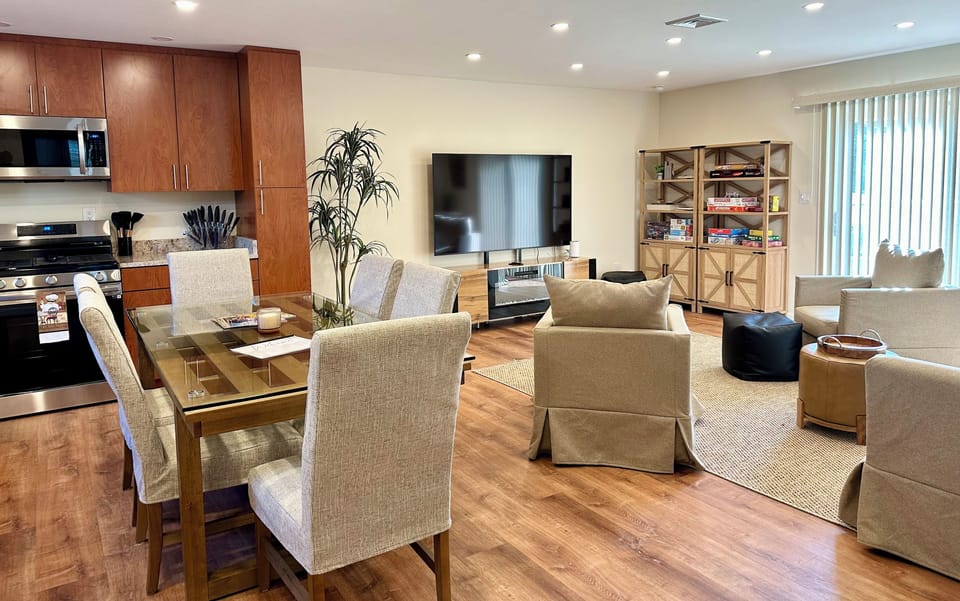 Floor 2. Livingroom