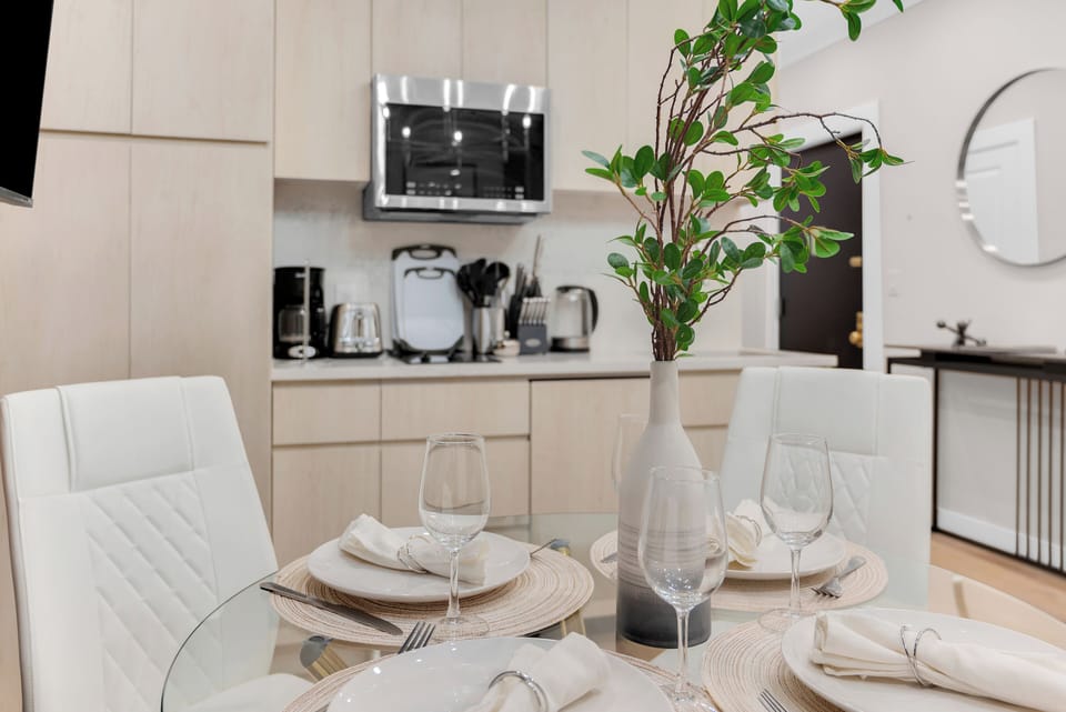 Beautiful Kitchen Dining Elegance