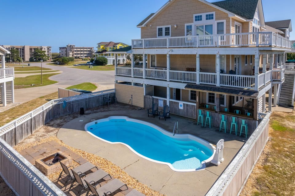 NH355: Coastal Distancing | Rear Exterior Pool Deck