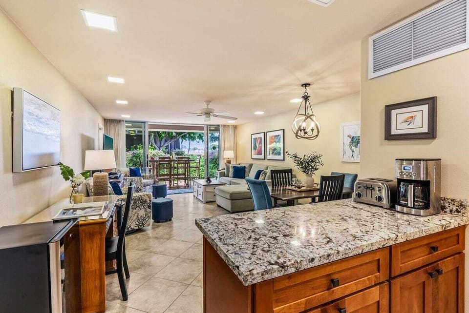 Functional kitchen with a beautiful countertop