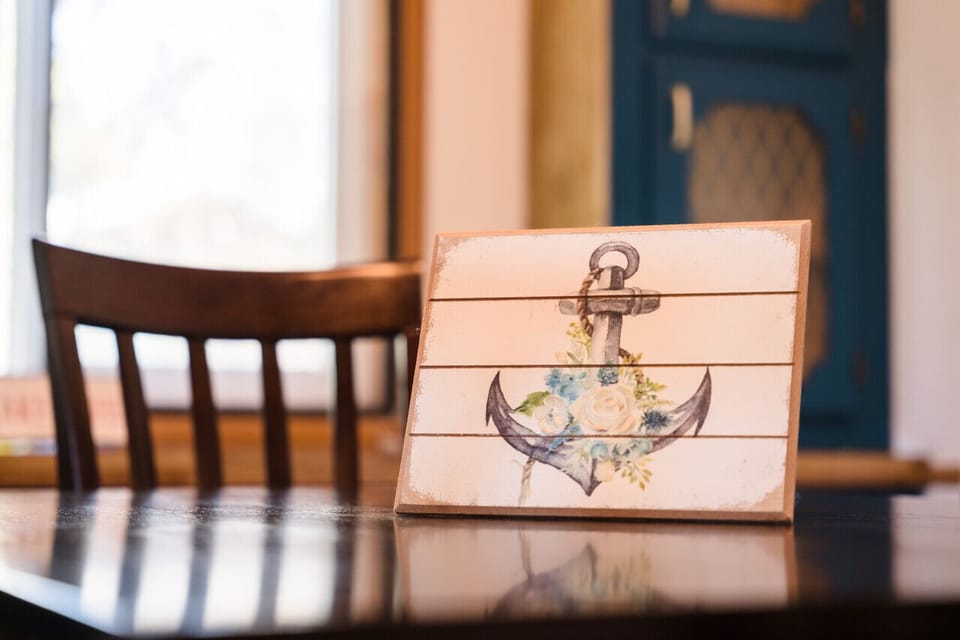Nautical Decor – Thoughtful touches to enhance your stay.