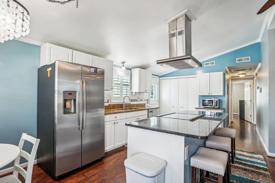 Main Level,Kitchen,