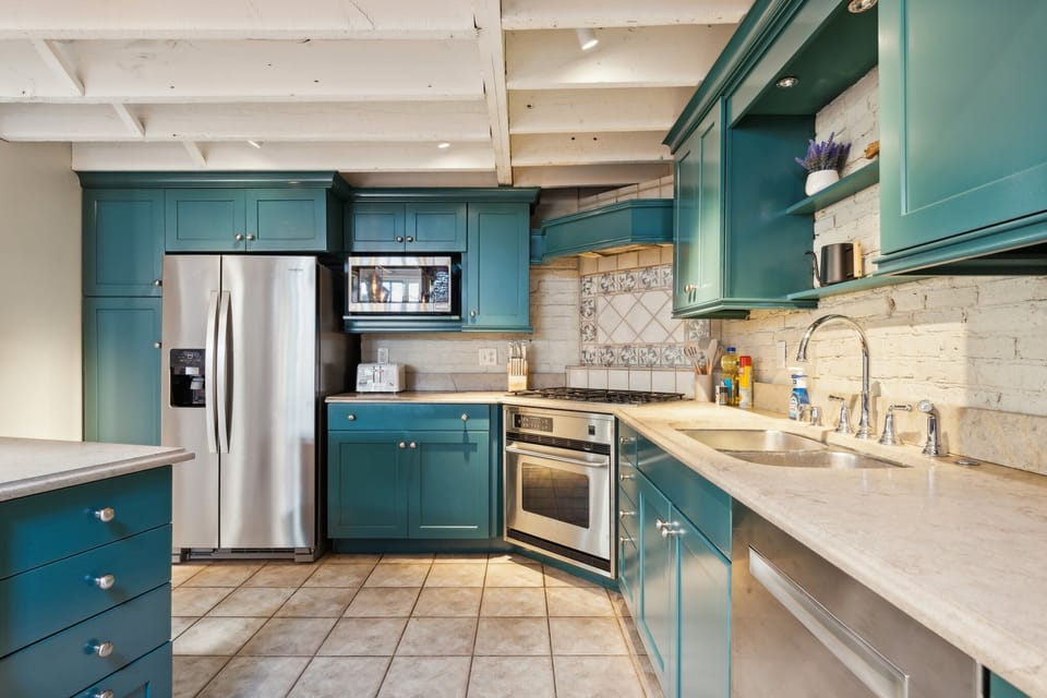 Kitchen 7