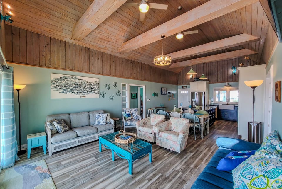 Living Room -30