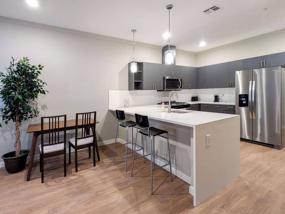 Kitchen/Dining