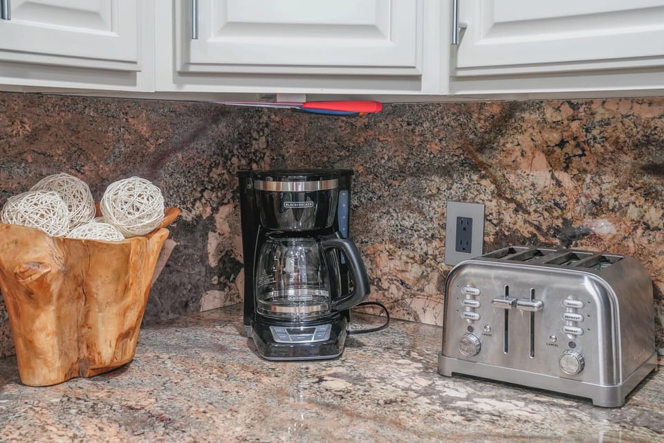 Kitchen Amenities