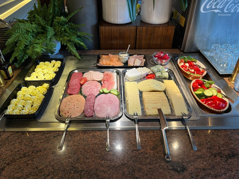 Breakfast meal