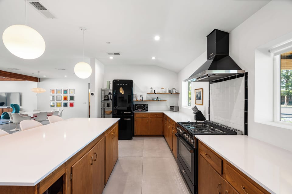 Large kitchen perfect for cooking family meals.
