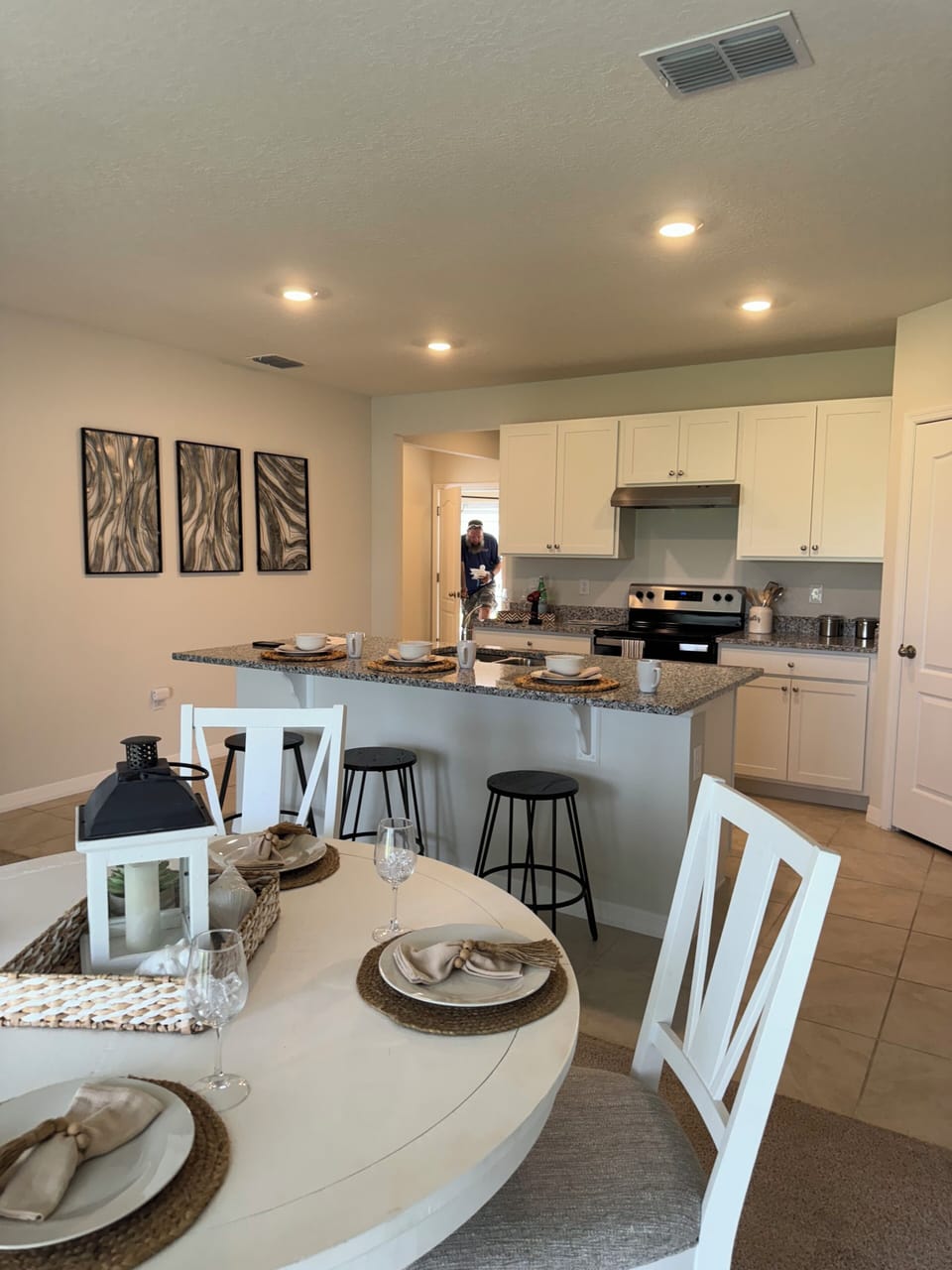 Dining Island Kitchen Open floor plan