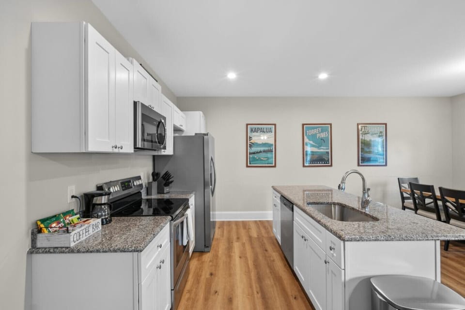 A fully equipped kitchen