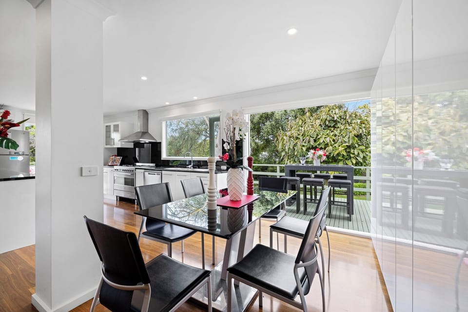 Dining(downstairs)