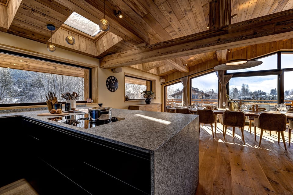 Fully equipped kitchen