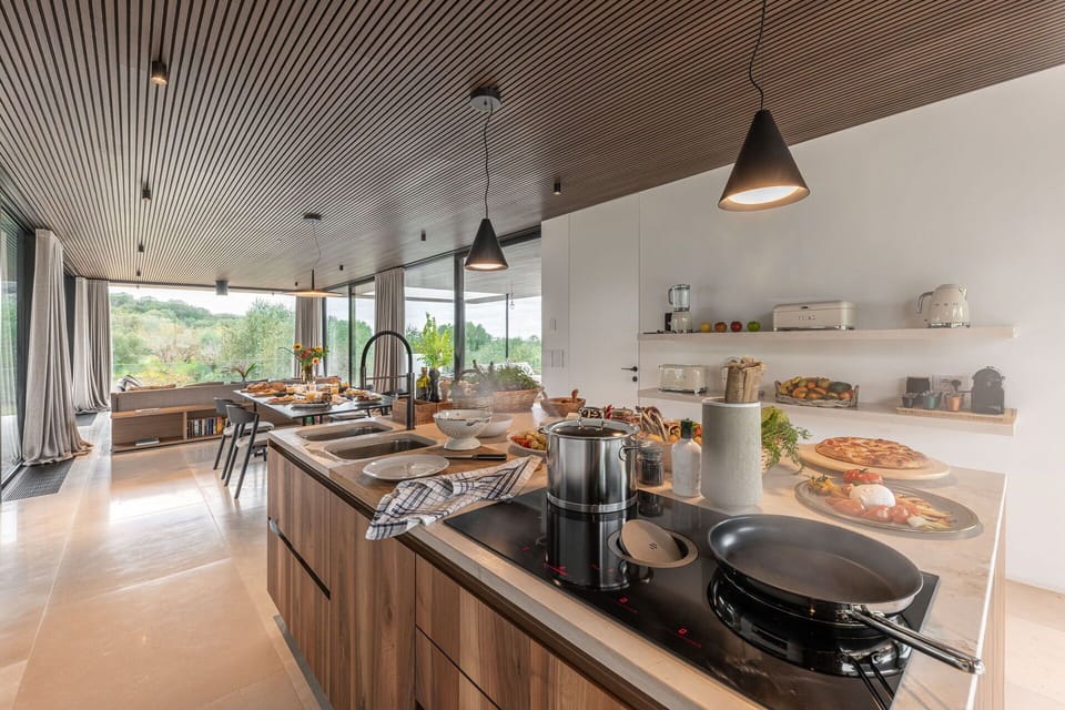 Activities, Building Exterior, Facilities, Main Entrance, Pool, Spring, Summer