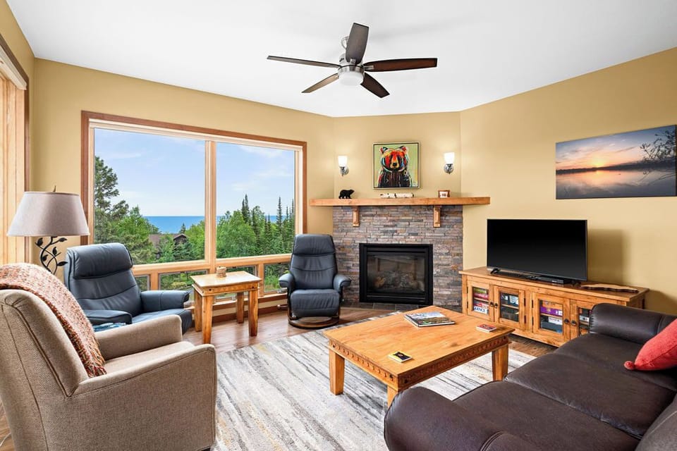 Smart TV in the living room plus gas fireplace