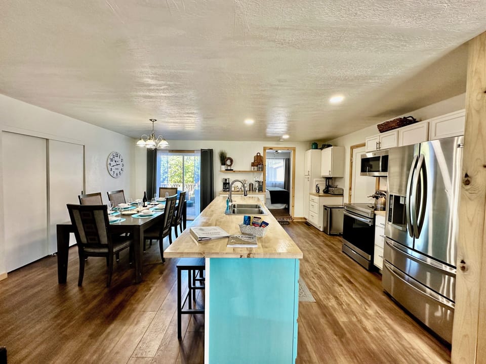 Kitchen and dining area