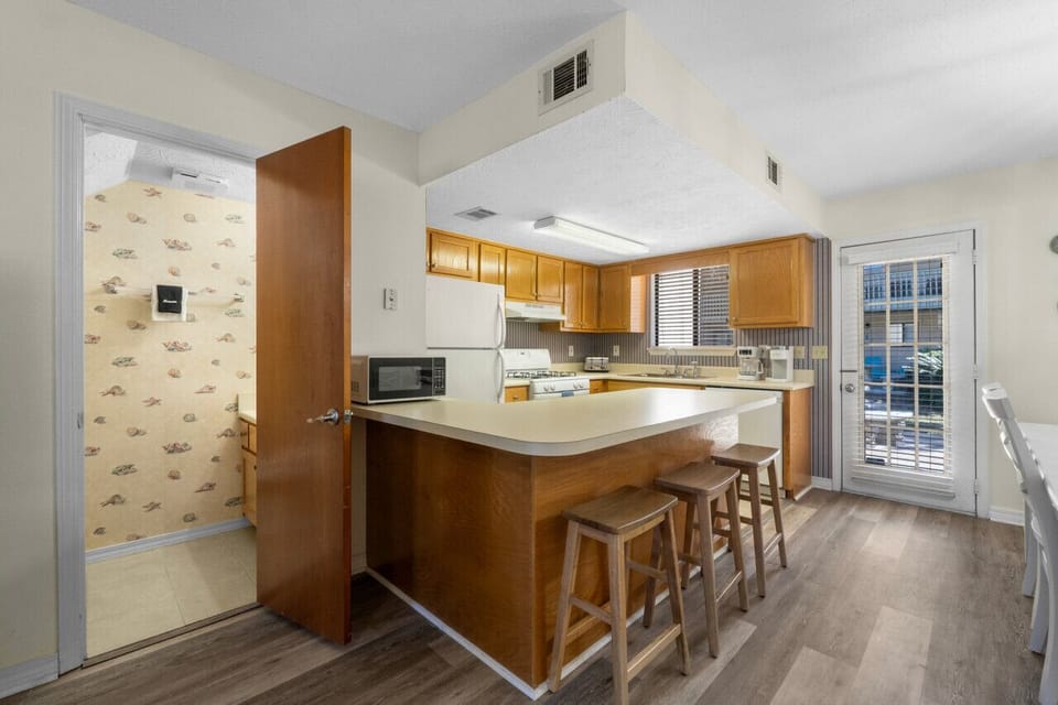 Well Equipped Kitchen!