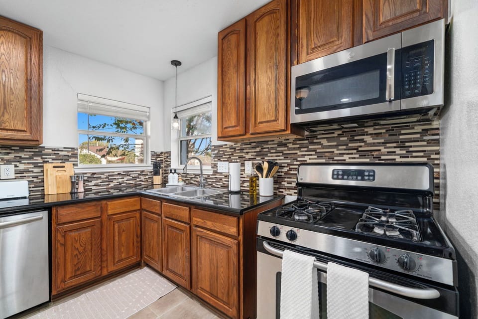 Fully equipped kitchen