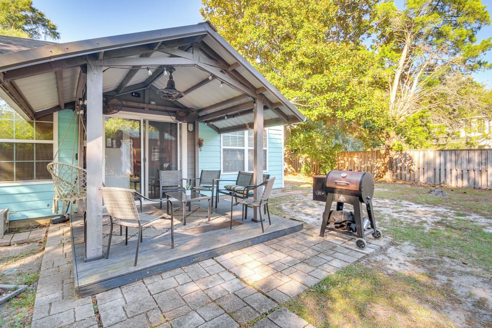 Gulfport Vacation Rental | 3BR | 2BA | 1,834 Sq Ft | Step-Free Access