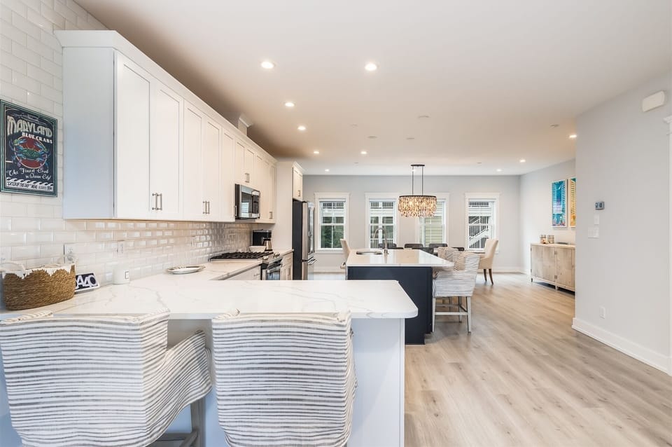 Sunset Island 3D Sunset Island Drive Kitchen Area