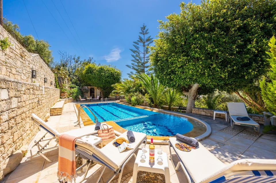 Beautiful villa with private pool and terrace
