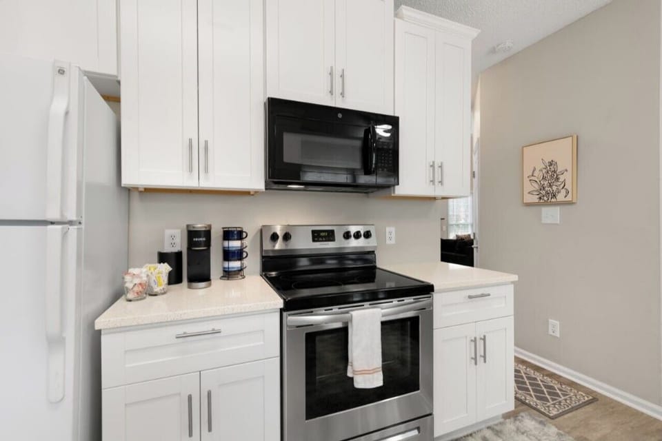 This modern kitchen is perfect for cooking up a storm!