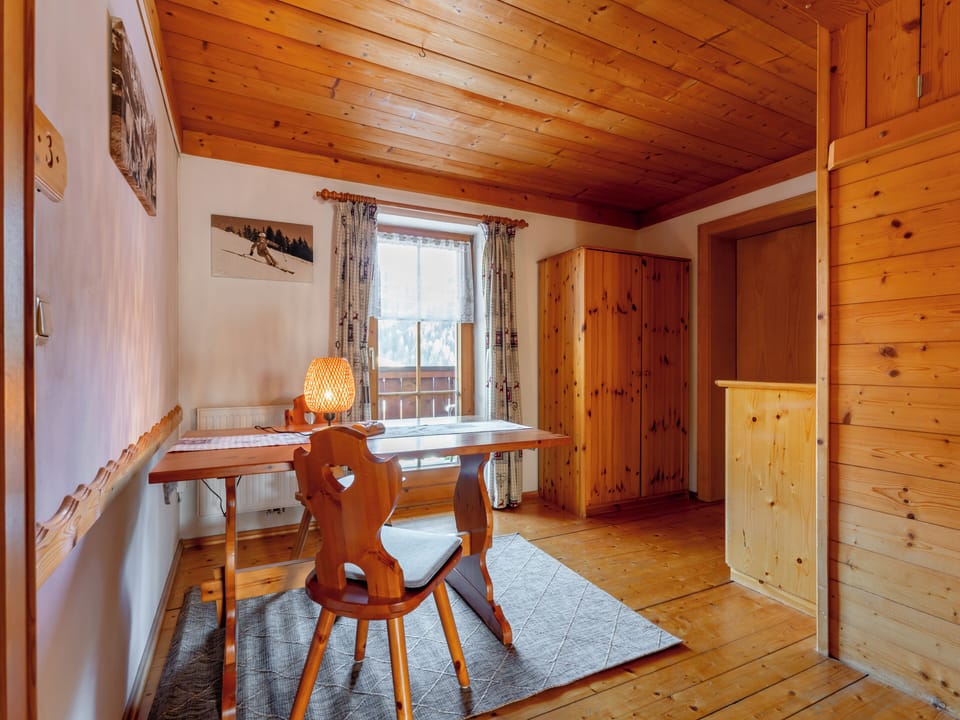 Entrance / Reception