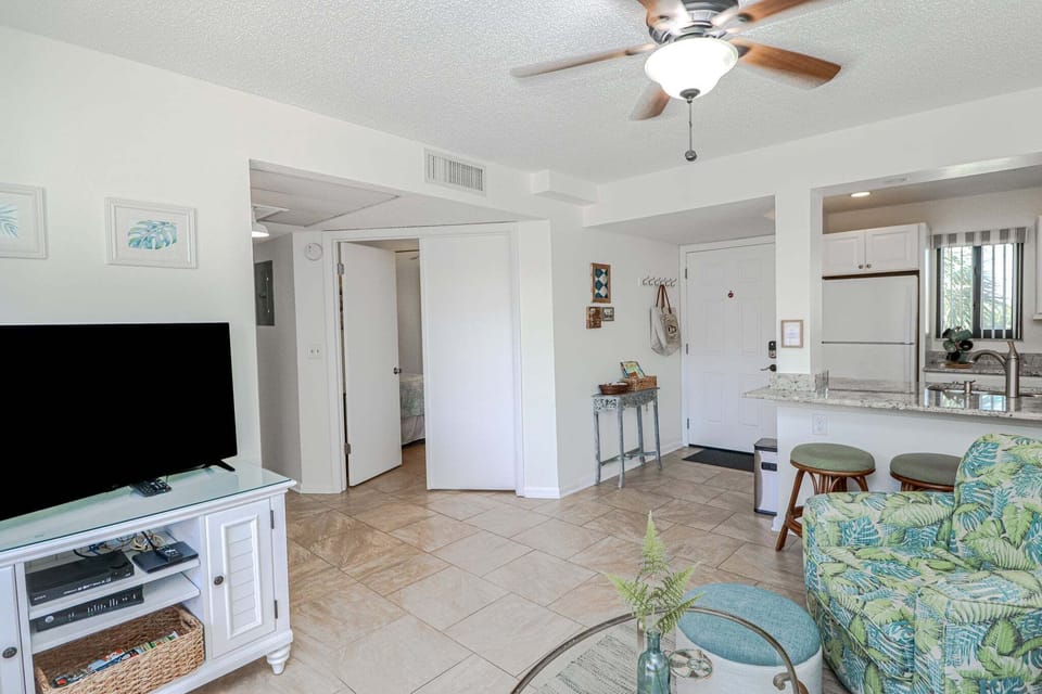 St. Augustine Beach Rentals Living Room
