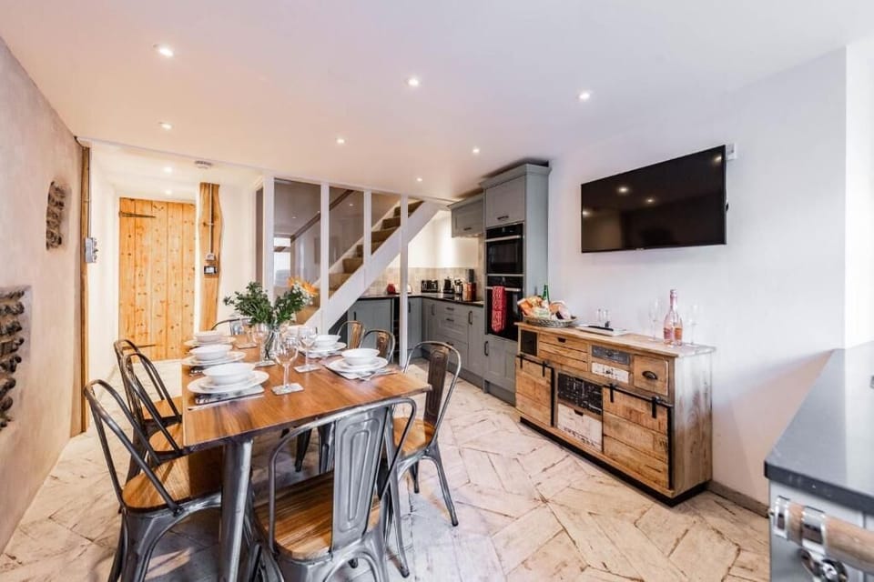 Villa Otto, Cromer - Host & Stay