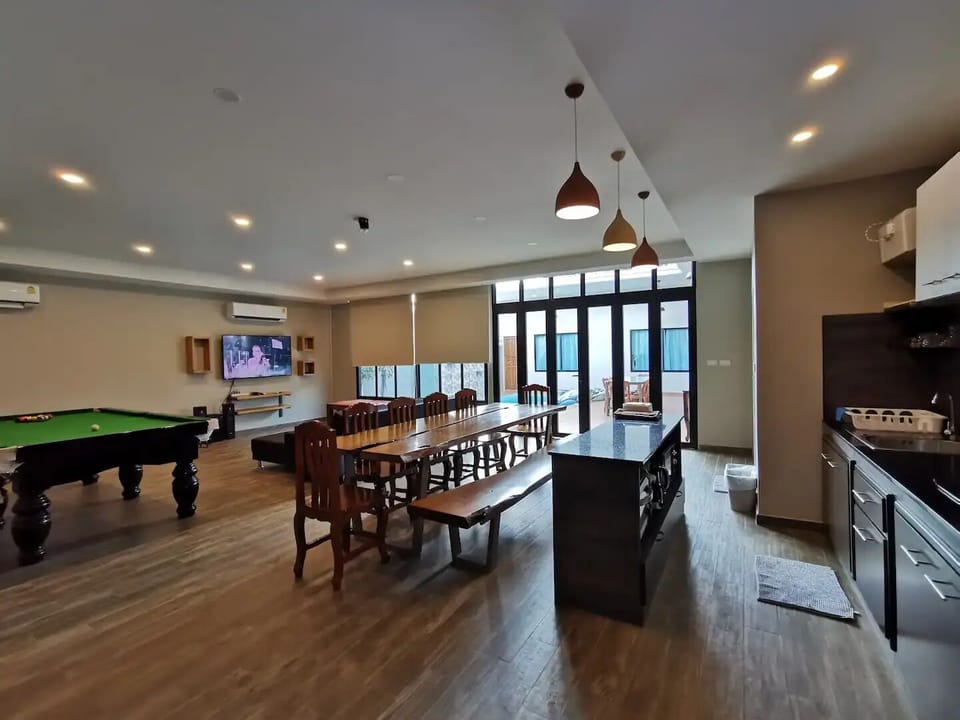Game room
