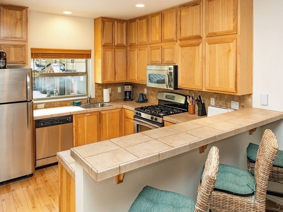 Fully equipped kitchen with everything you need to prepare meals for your whole group
