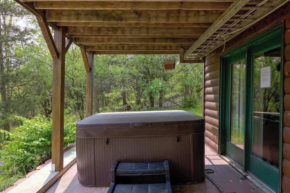 Hot Tub | Basement Level 
